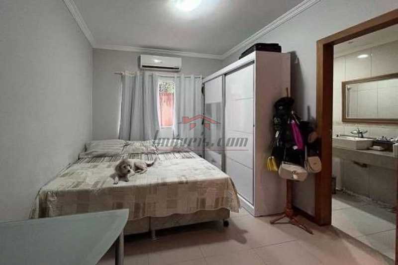 Casa de Condomínio à venda com 3 quartos, 220m² - Foto 7