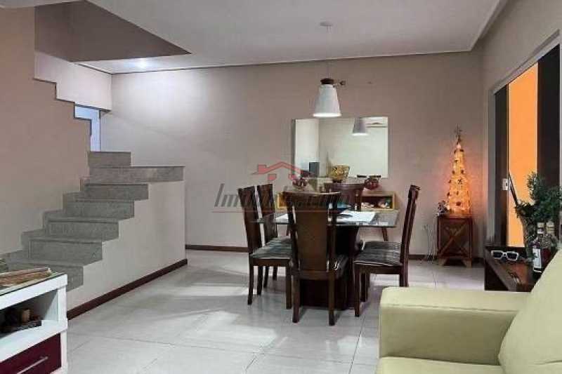 Casa de Condomínio à venda com 3 quartos, 220m² - Foto 5