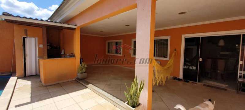 Casa de Condomínio à venda com 3 quartos, 220m² - Foto 23