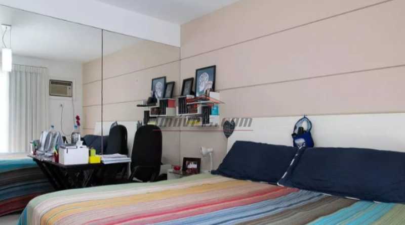 Casa de Condomínio à venda com 4 quartos, 180m² - Foto 8