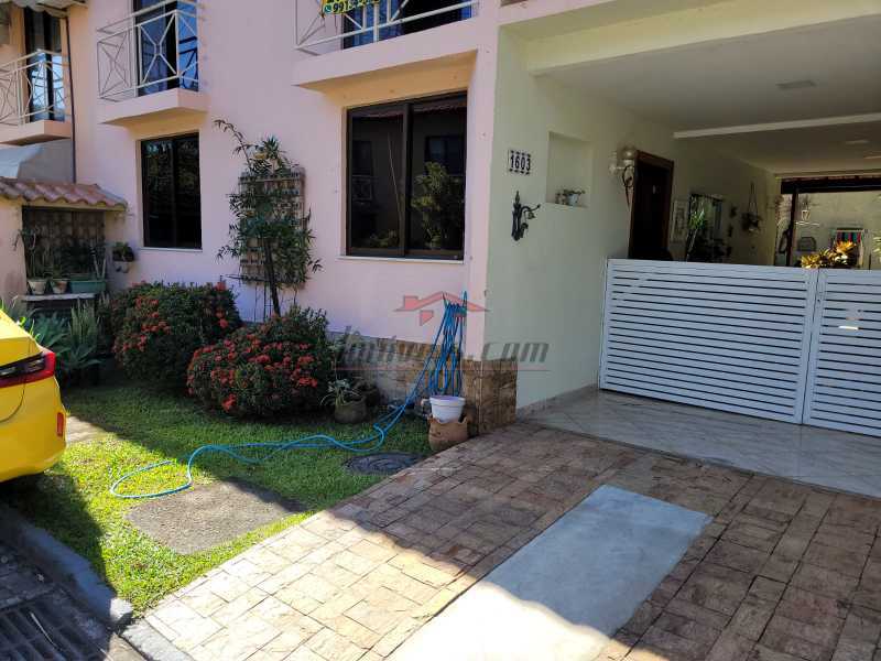 Casa de Condomínio à venda com 4 quartos, 119m² - Foto 2