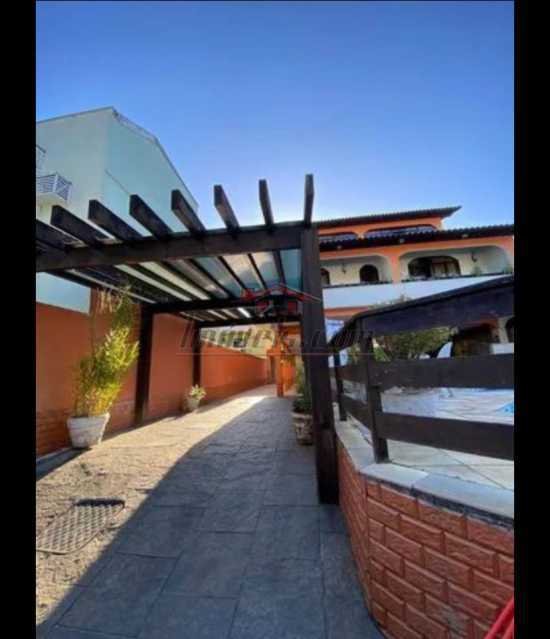 Casa de Condomínio à venda com 4 quartos, 350m² - Foto 20