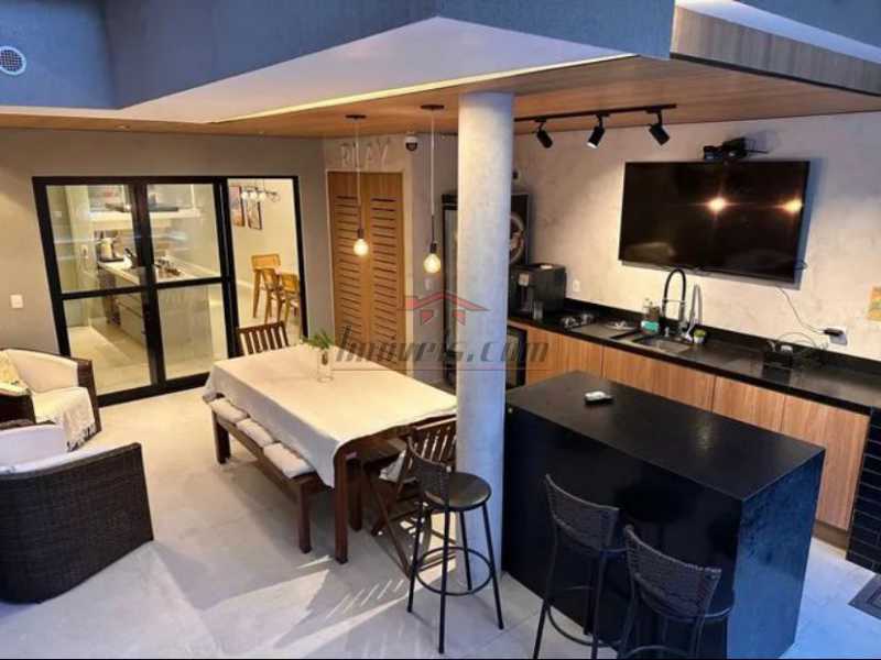 Casa de Condomínio à venda com 3 quartos, 250m² - Foto 12