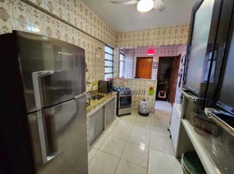 Apartamento à venda com 2 quartos, 70m² - Foto 18