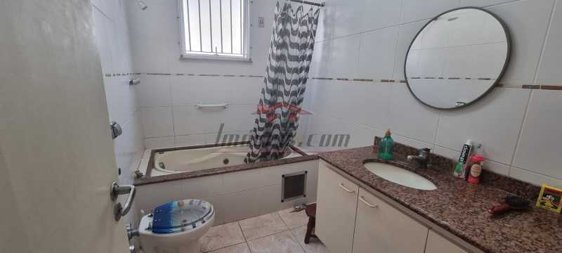 Casa de Condomínio à venda com 4 quartos, 201m² - Foto 16