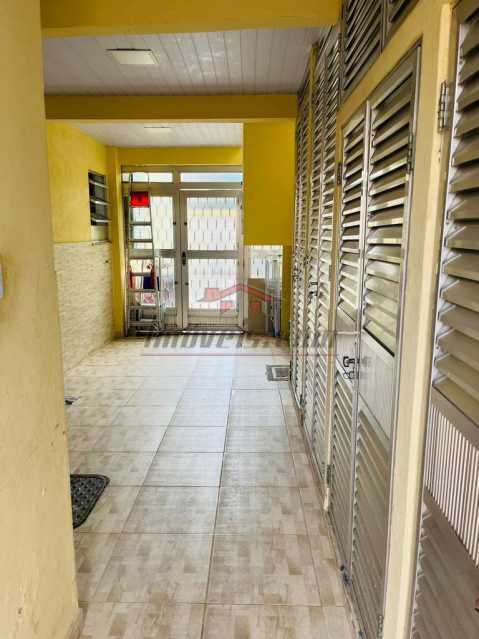 Casa de Condomínio à venda com 4 quartos, 270m² - Foto 24