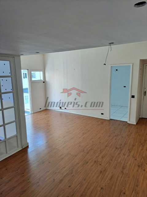 Apartamento à venda com 3 quartos, 101m² - Foto 4