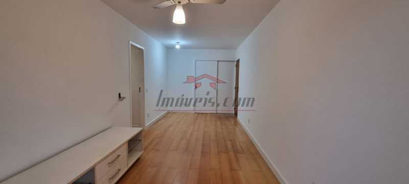 Apartamento à venda com 2 quartos, 81m² - Foto 3