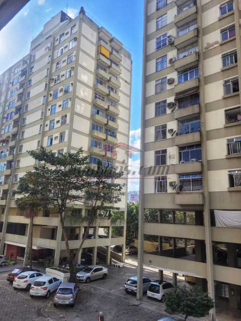 Apartamento à venda com 2 quartos, 70m² - Foto 1