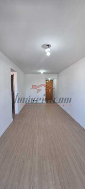 Apartamento à venda com 2 quartos, 66m² - Foto 2