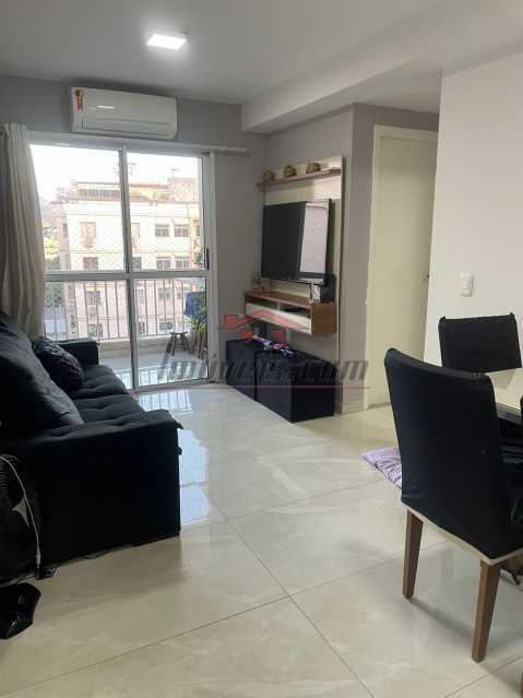 Apartamento à venda com 2 quartos, 60m² - Foto 2