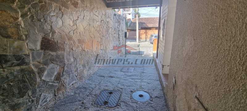 Casa de Condomínio à venda com 2 quartos, 141m² - Foto 29