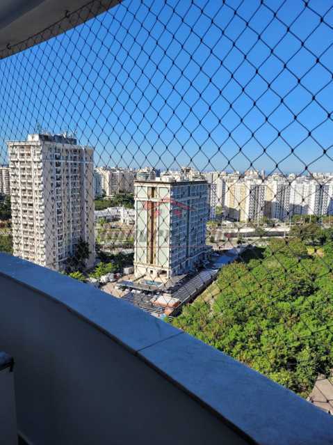 Apartamento à venda com 2 quartos, 65m² - Foto 1