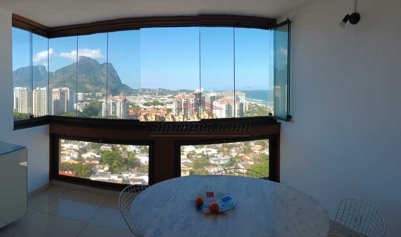 Apartamento à venda com 2 quartos, 74m² - Foto 1