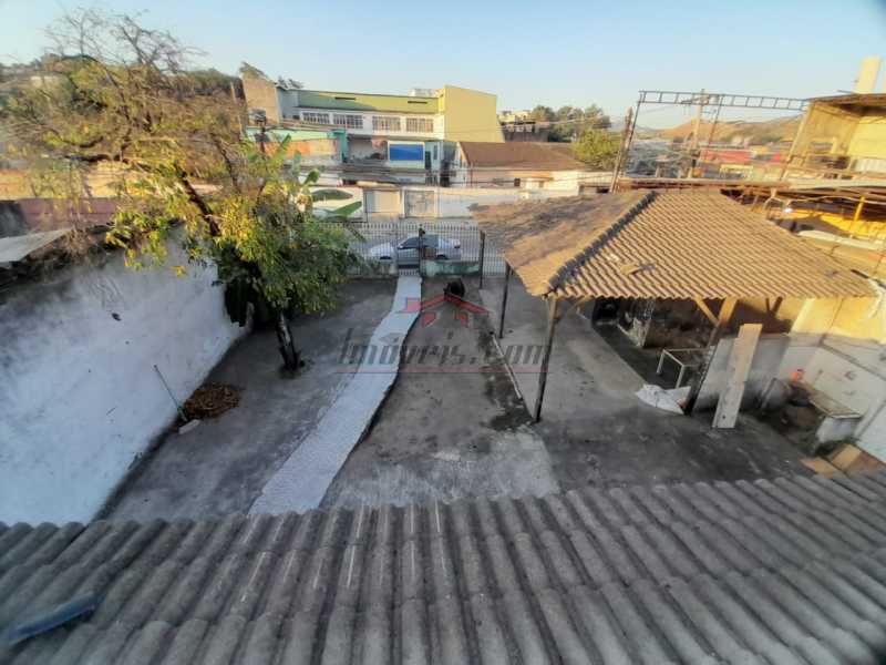 Casa Comercial à venda com 3 quartos, 350m² - Foto 3