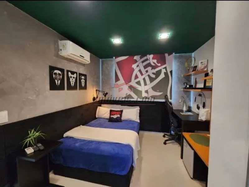 Casa de Condomínio à venda com 3 quartos, 250m² - Foto 9