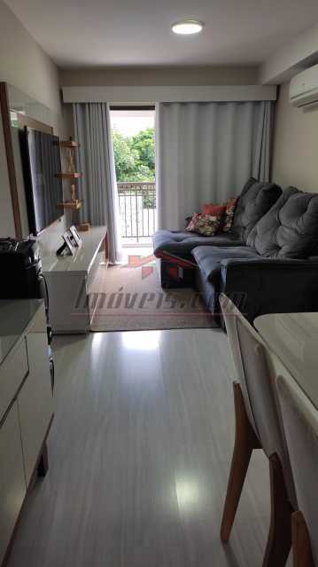 Apartamento à venda com 2 quartos, 65m² - Foto 1