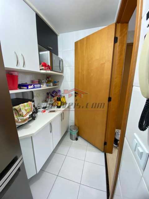 Apartamento à venda com 2 quartos, 66m² - Foto 9