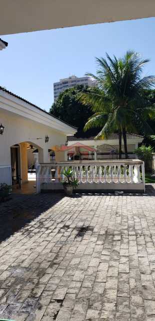 Casa de Condomínio à venda com 4 quartos, 600m² - Foto 29