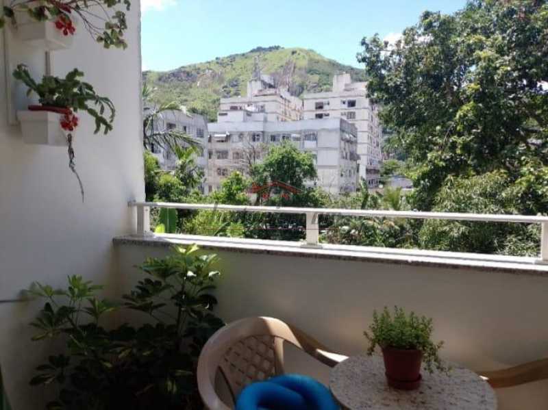 Apartamento à venda com 2 quartos, 67m² - Foto 2