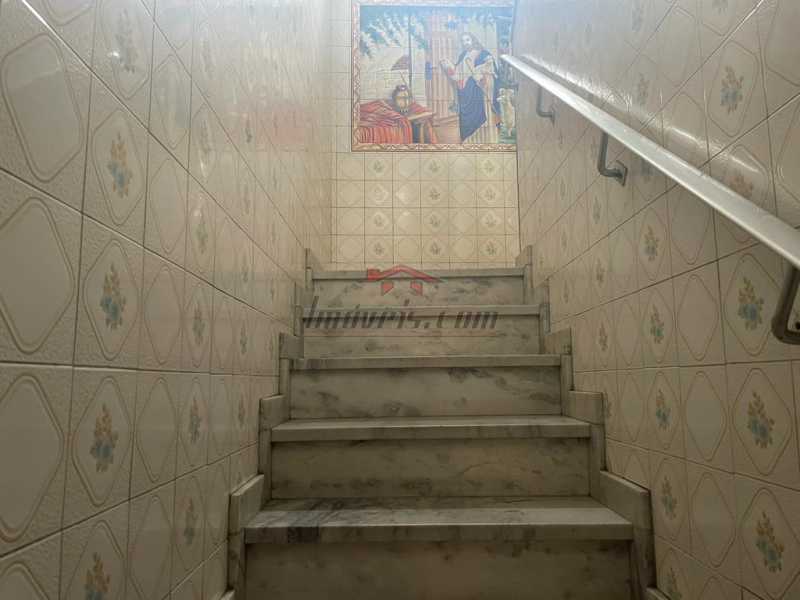 Casa à venda com 3 quartos, 101m² - Foto 12