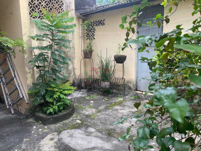 Casa à venda com 3 quartos, 101m² - Foto 15