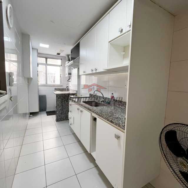 Apartamento à venda com 2 quartos, 67m² - Foto 17