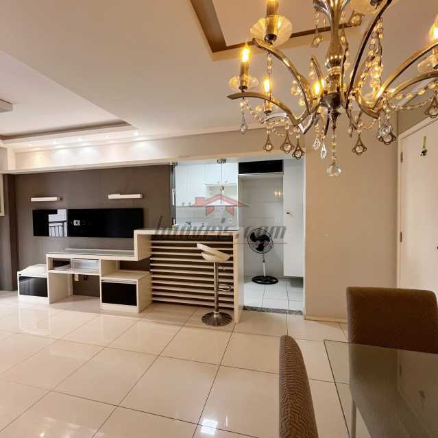Apartamento à venda com 2 quartos, 67m² - Foto 6