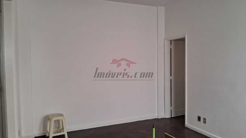 Apartamento à venda com 2 quartos, 60m² - Foto 2