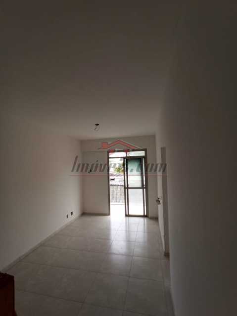 Apartamento à venda com 2 quartos, 70m² - Foto 4