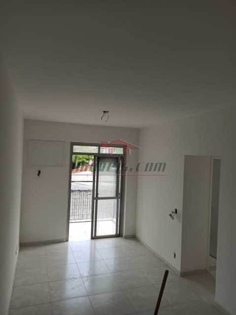 Apartamento à venda com 2 quartos, 70m² - Foto 3