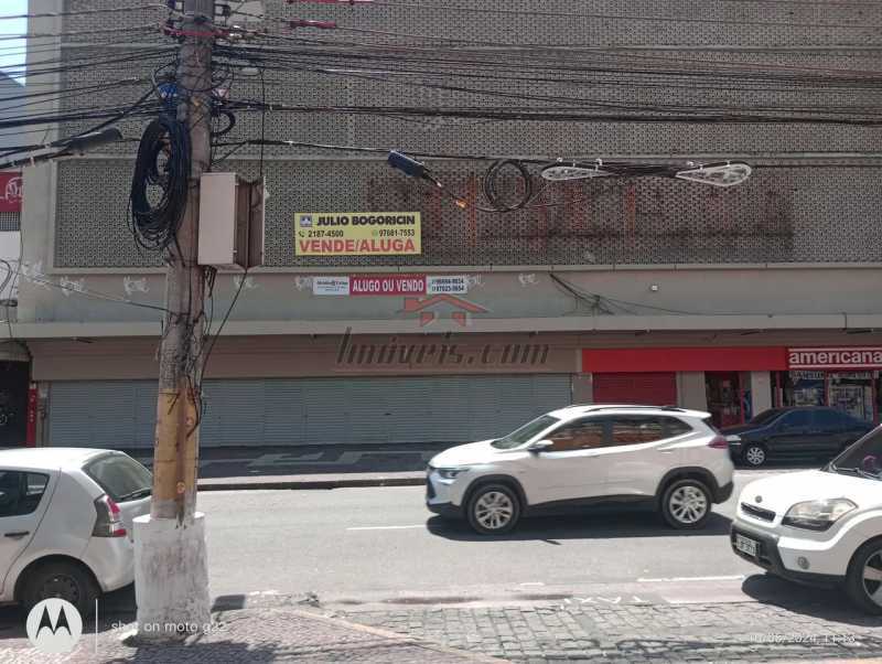 Loja-Salão, 3840 m² - Foto 1