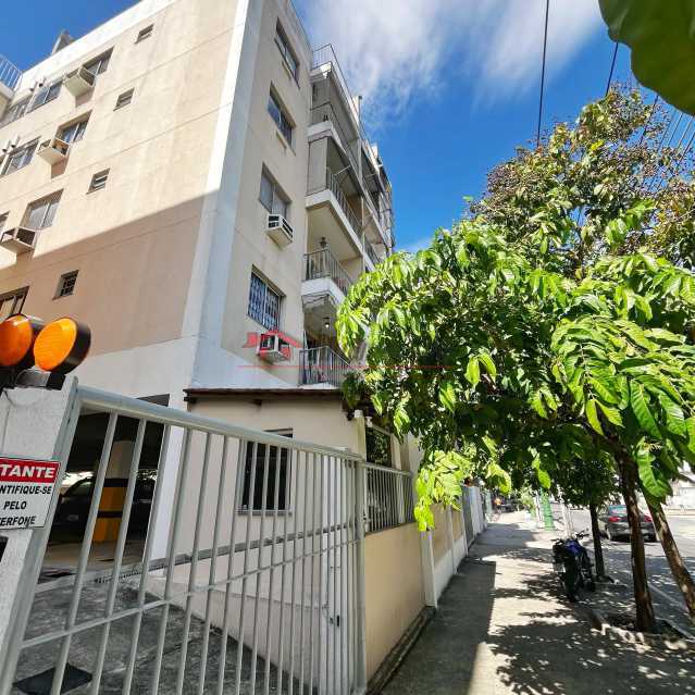 Apartamento à venda com 2 quartos, 60m² - Foto 1