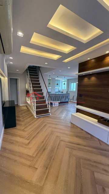 Cobertura à venda com 3 quartos, 134m² - Foto 2