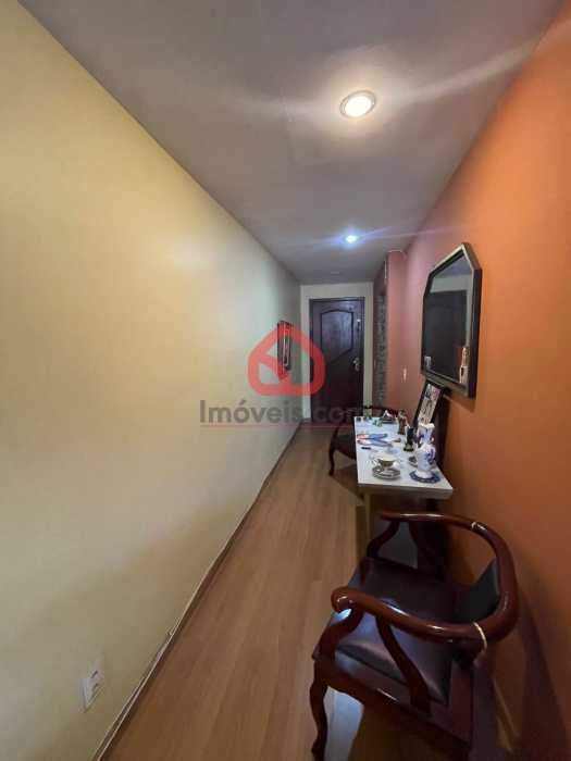 Apartamento à venda com 2 quartos, 90m² - Foto 4