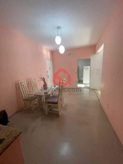 Apartamento à venda com 2 quartos, 75m² - Foto 2