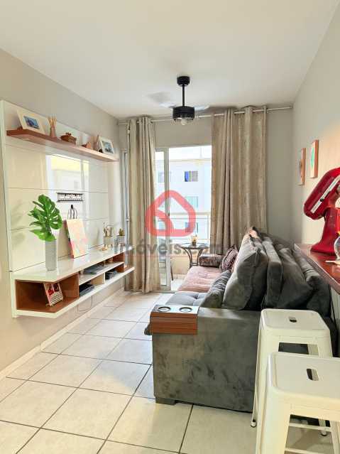 Apartamento à venda com 2 quartos, 60m² - Foto 4