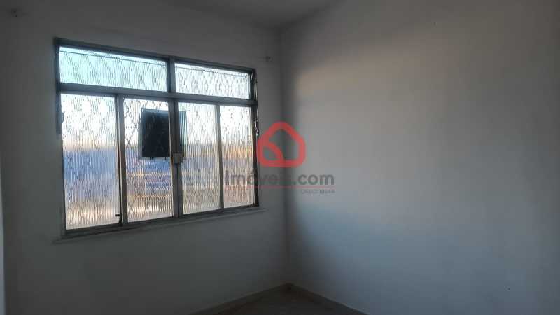Apartamento à venda com 3 quartos, 68m² - Foto 2
