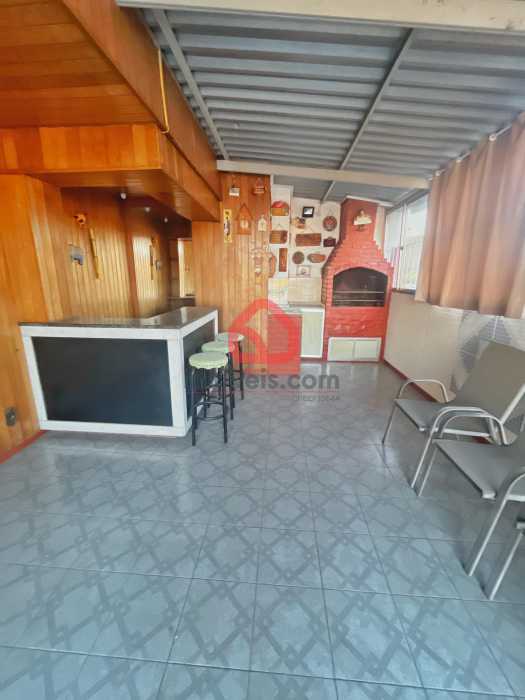 Cobertura à venda com 3 quartos, 245m² - Foto 3
