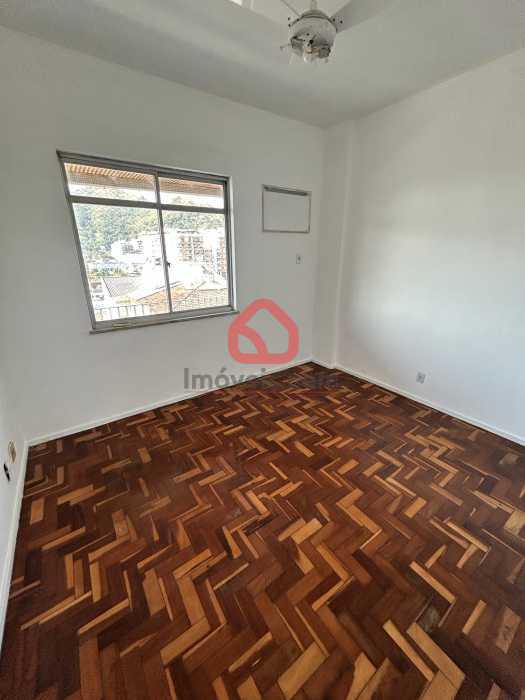 Apartamento à venda com 2 quartos, 98m² - Foto 6