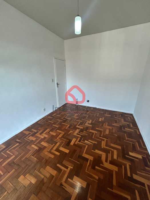 Apartamento à venda com 2 quartos, 98m² - Foto 9