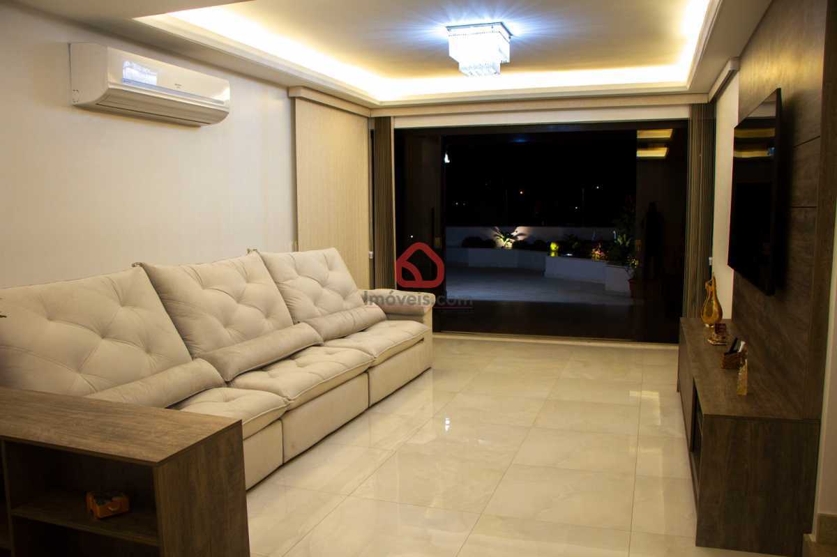 Cobertura à venda com 4 quartos, 755m² - Foto 4