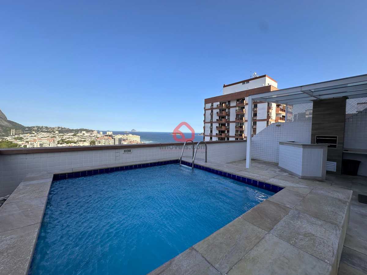 Cobertura, 3 quartos, 240 m² - Foto 1