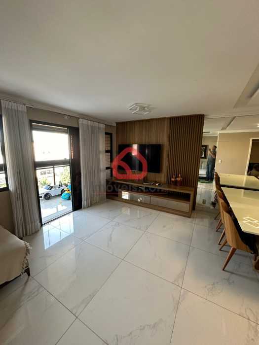 Cobertura, 4 quartos, 245 m² - Foto 3
