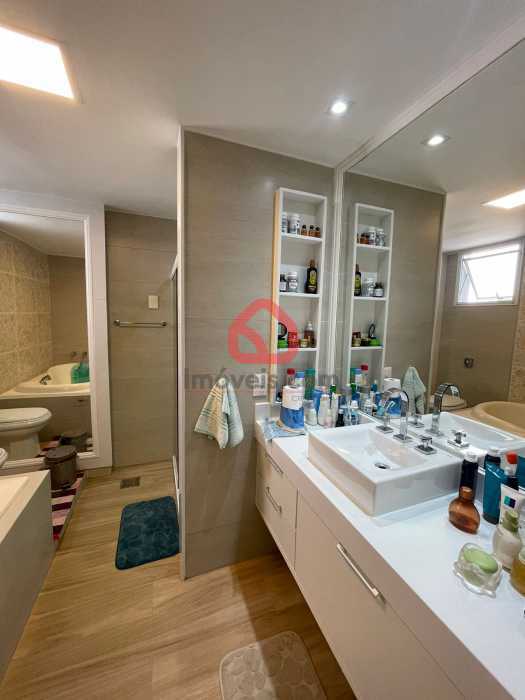 Cobertura, 3 quartos, 204 m² - Foto 19