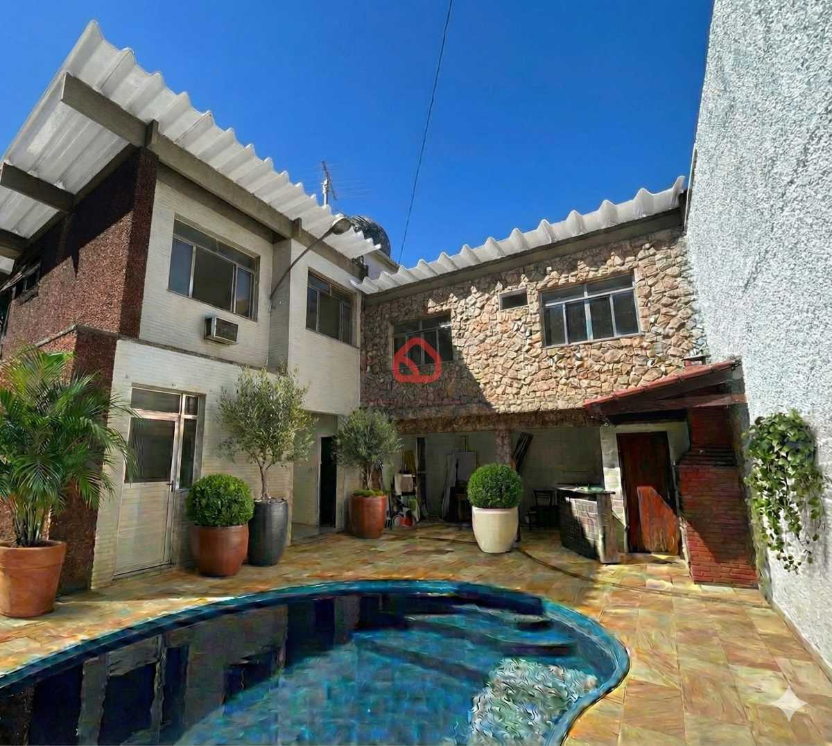 Casa, 6 quartos, 398 m² - Foto 2