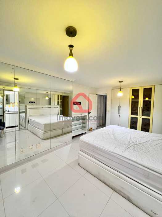 Cobertura, 4 quartos, 376 m² - Foto 13