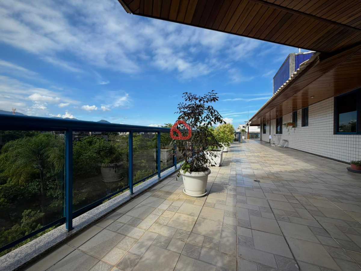 Cobertura, 3 quartos, 232 m² - Foto 6