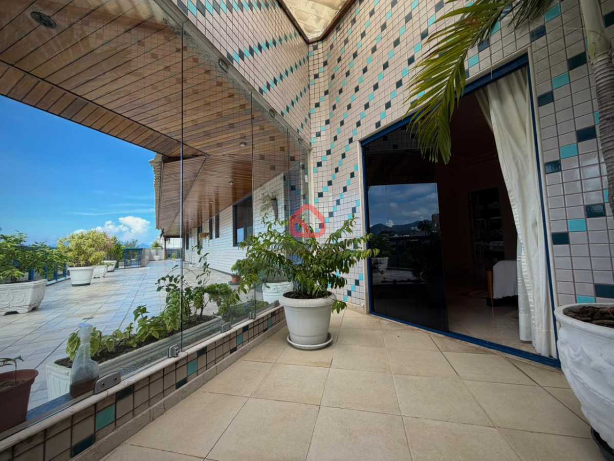 Cobertura, 3 quartos, 232 m² - Foto 17