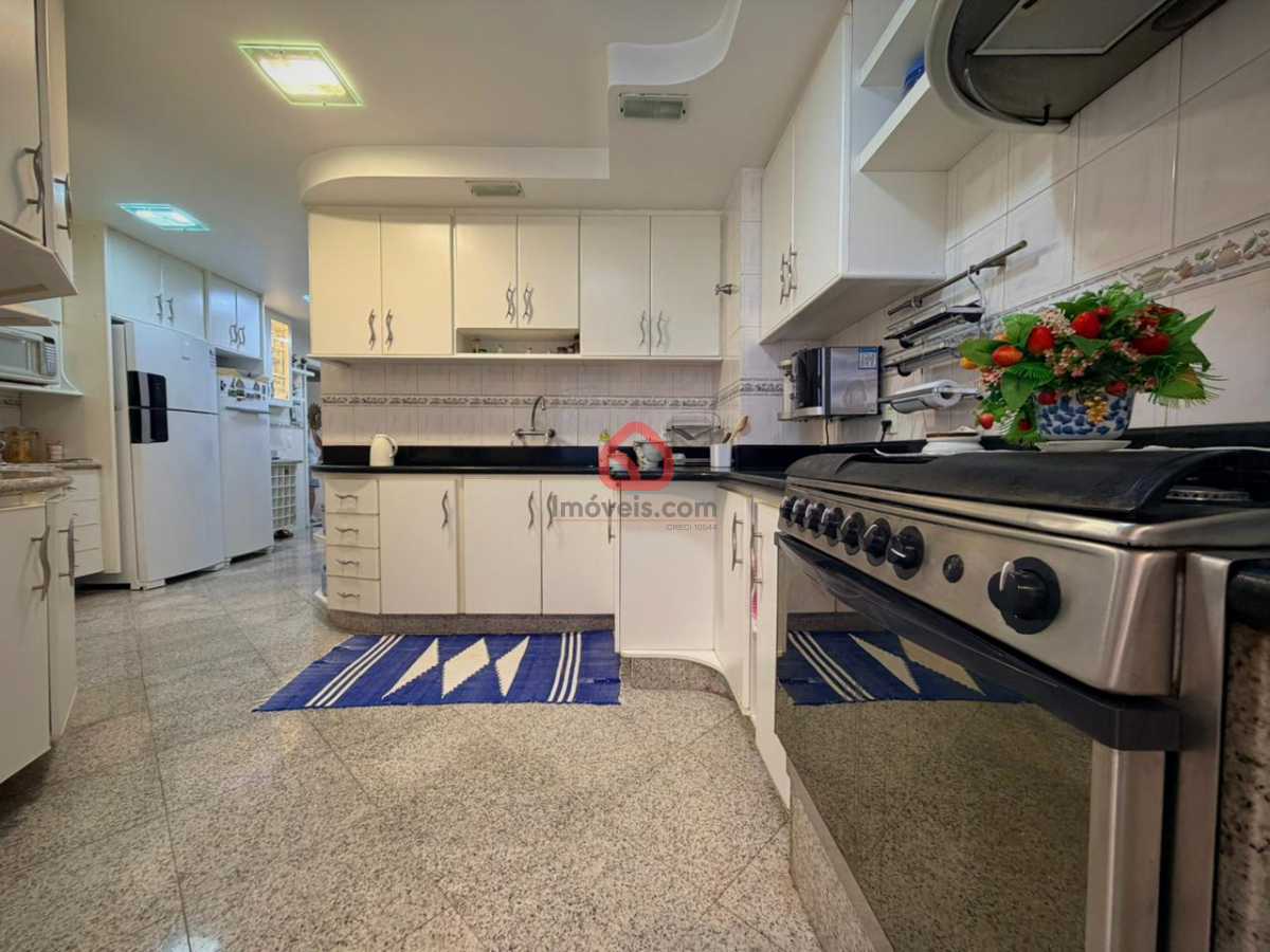 Cobertura, 3 quartos, 232 m² - Foto 28